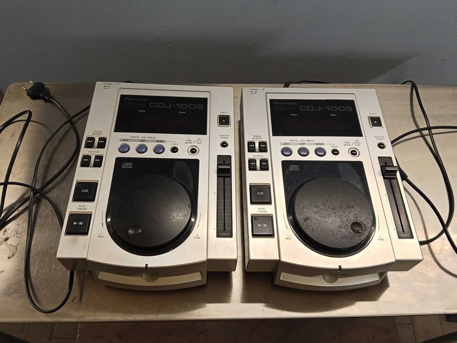 Sprzedam dwa odtwarzacze DJ Pioneer