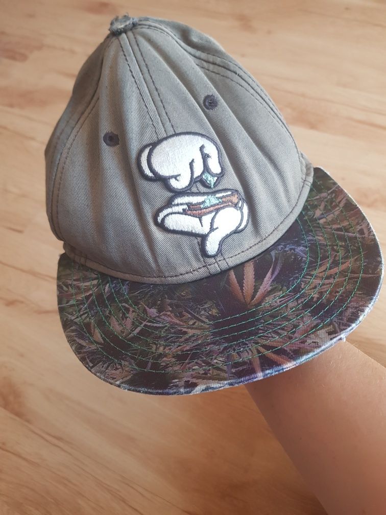 Czapka męska marki  Cayler Sons Marihuana