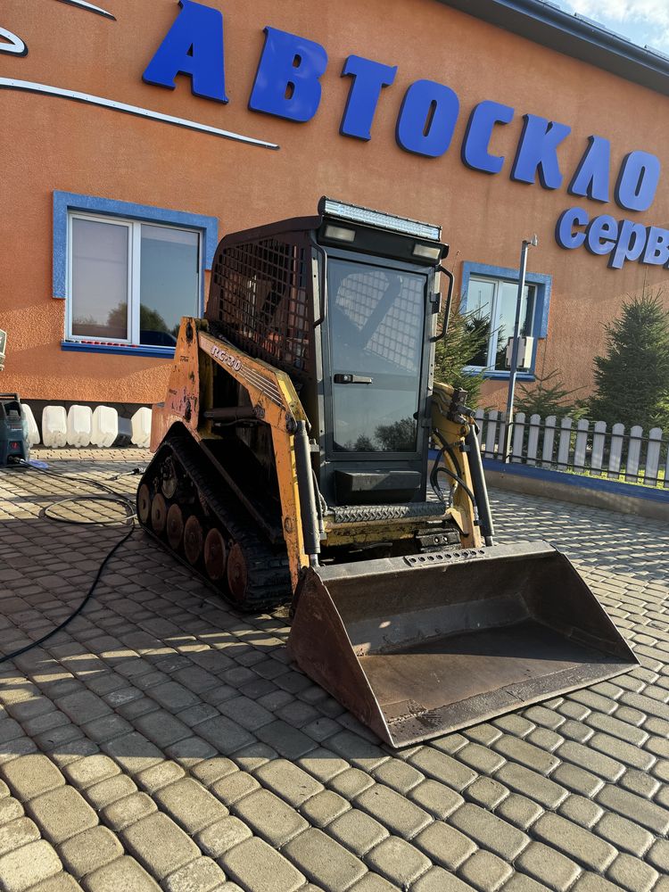Продам гусеничний бубкат