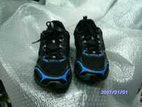 продам фирменные мужские  кроссовки  фирмы SLAZENGER