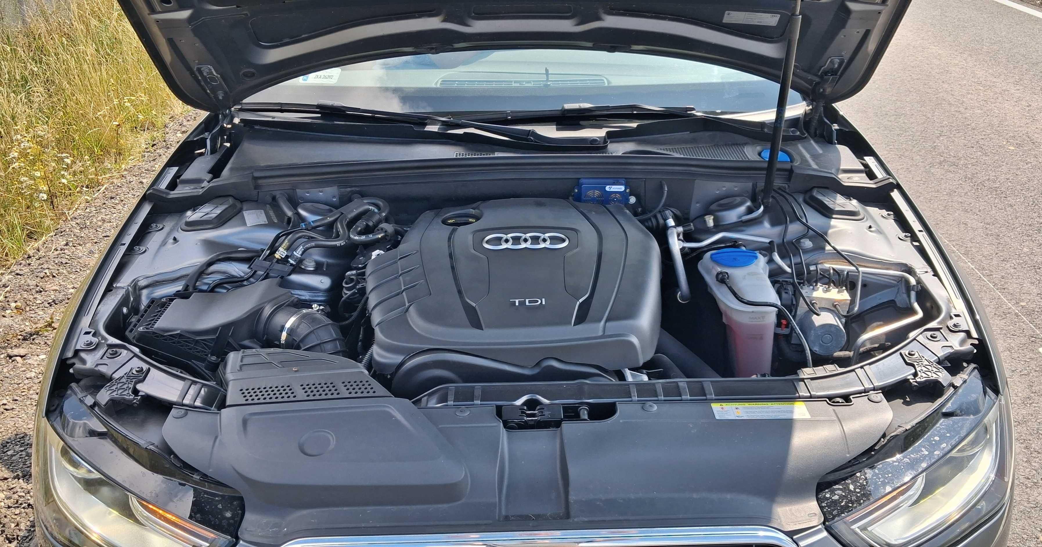 Audi A4 B8 2013r  2,0 TDI  177KM Quarto sprzedam.