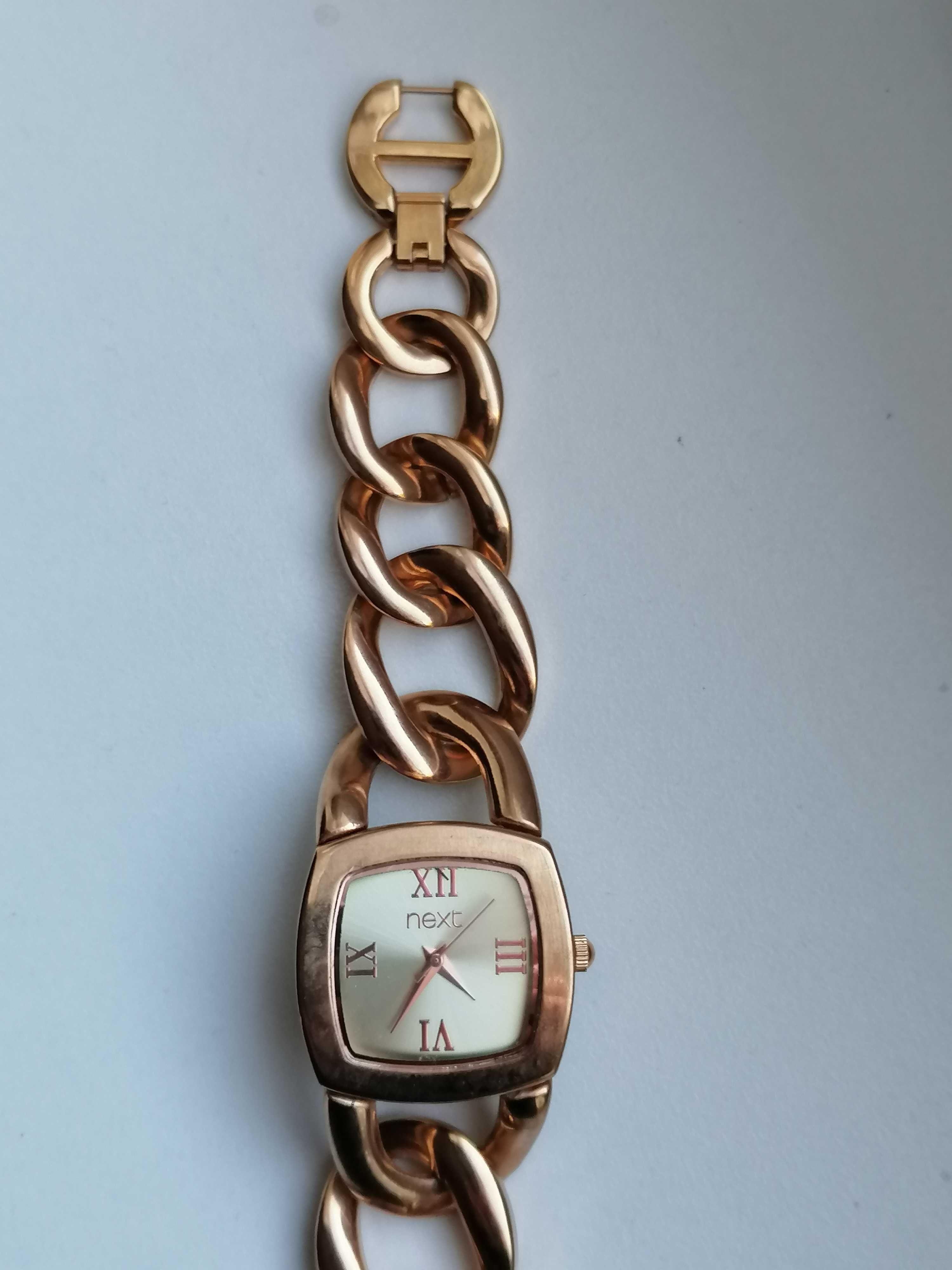 Piękny Solidny damski zegarek z bransoletą Next
