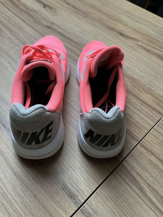 Nike Damskie Sneakersy Md Runner 2 Lw Różowy