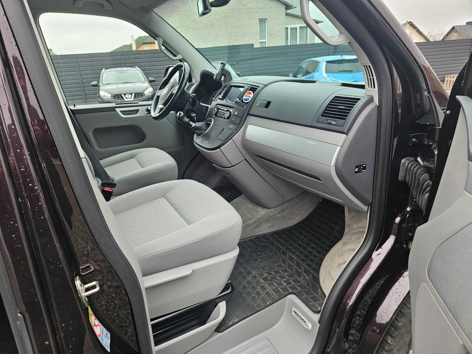 Volkswagen Multivan 2014