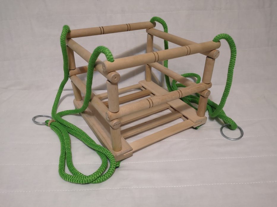Huśtawka drewniana dla dzieci