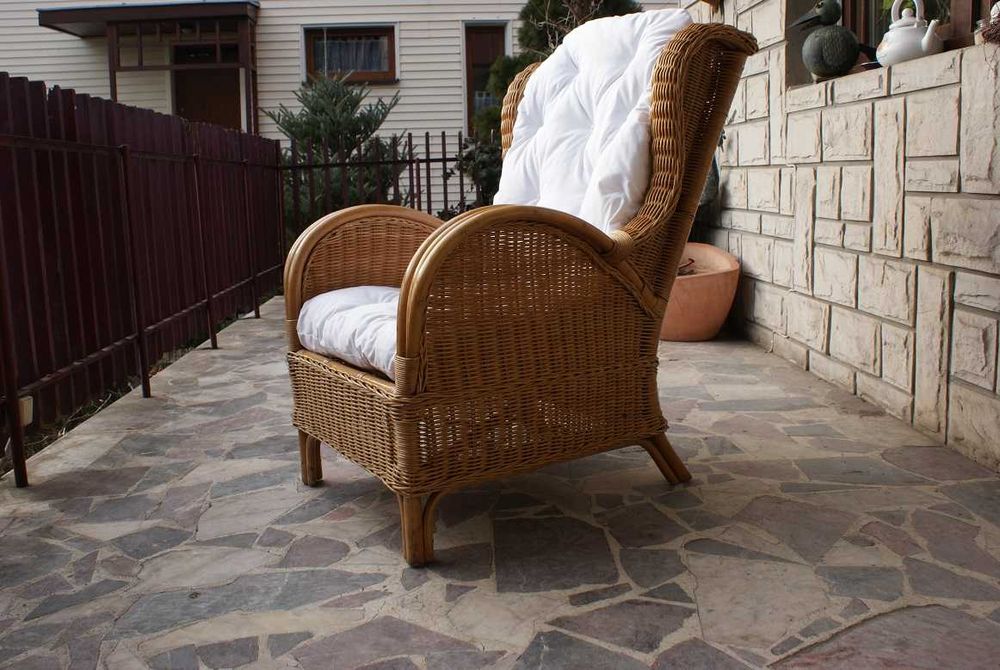 Fotel Tron Jasny Rattan ! Piękny Stan ! Nowa Poduszka !