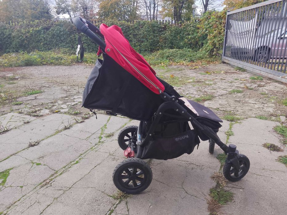 Wózek spacerowy możliwość rozłożenia do pozycji leżącej