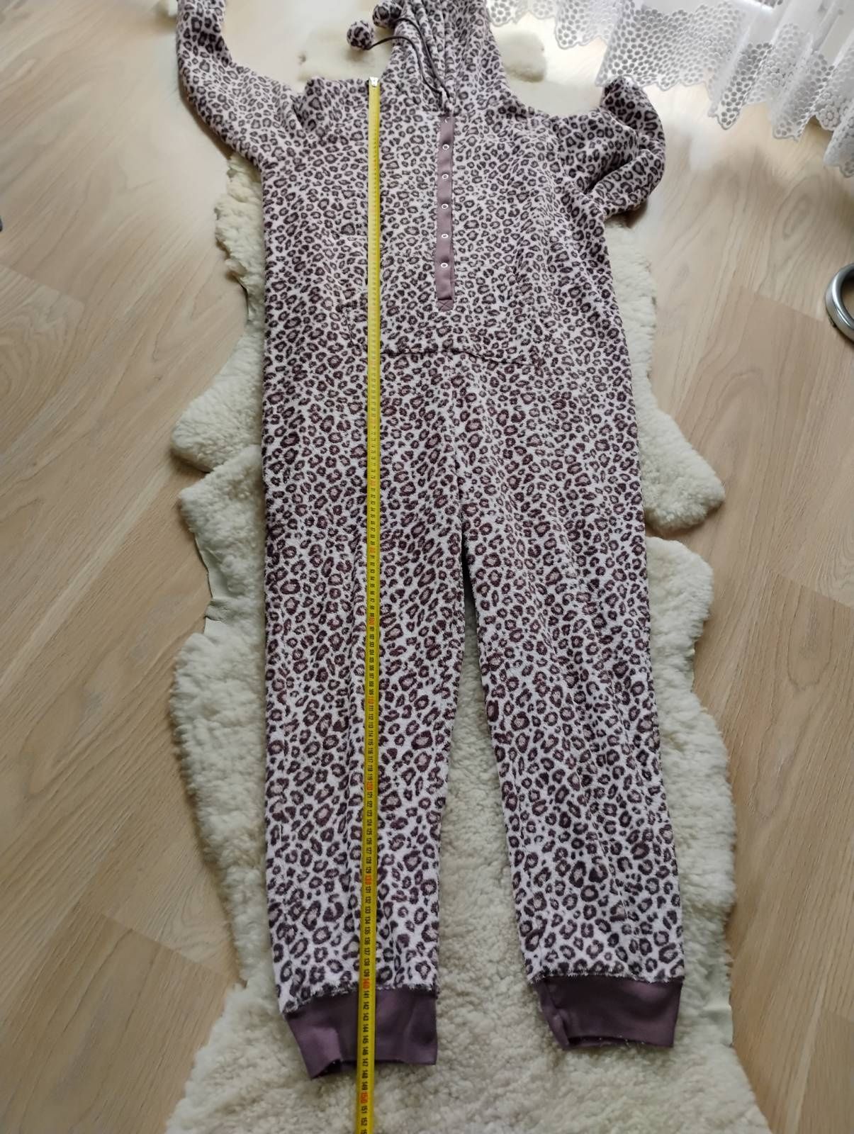 Kombinezon w centki z kapturem i uszami Sleep lounge r. 40 44