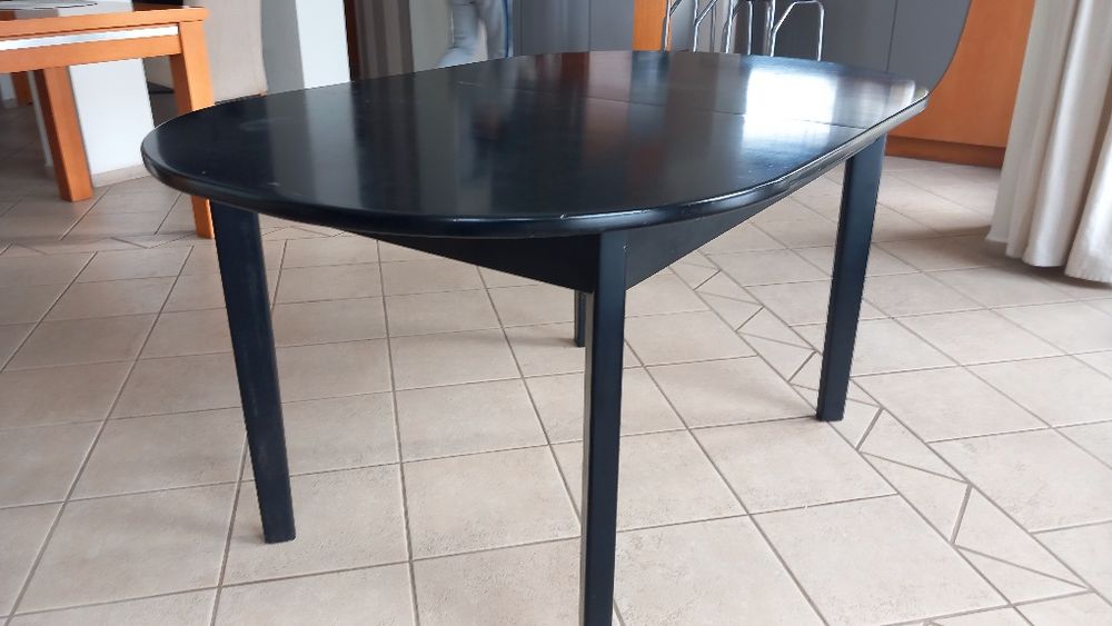 Stół drewniany lakierowany czarny-owalny