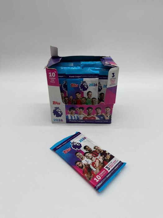 TOPPS PREMIER LEAGUE 2026 Box 28 saszetek z kartami, 280 kart