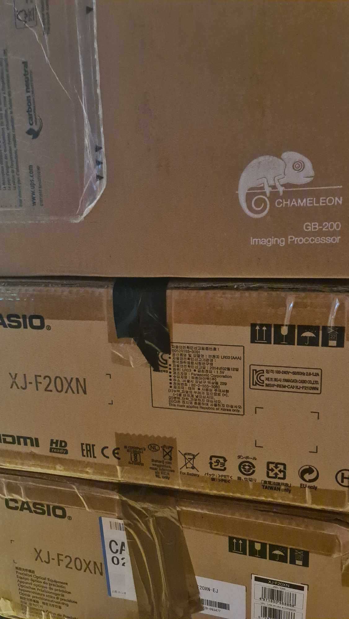 Optoma - Blending e Warping processador + 2 Projectores