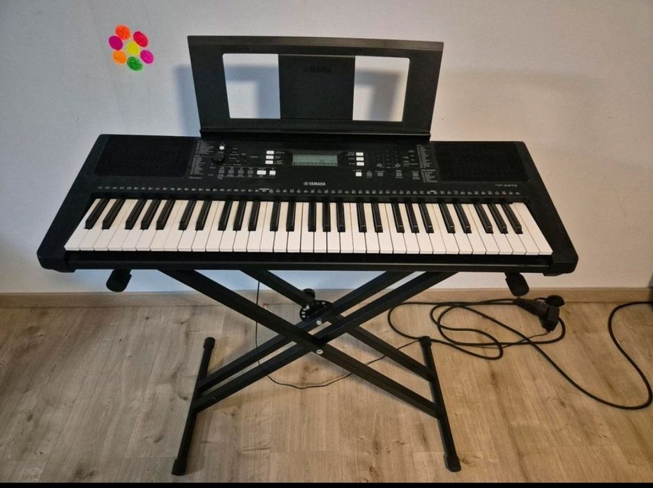 Синтезатор PSR e 373