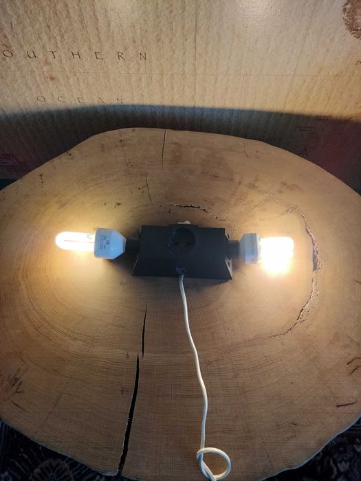 podświetlenie telewizora PRL starego typu