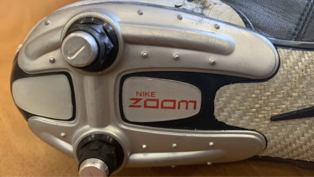 Шкіряні копочки Nike Zoom для футболу з шипами р 44(28см)