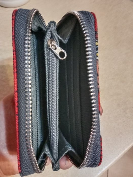 Гаманець маленький , дуже гарний