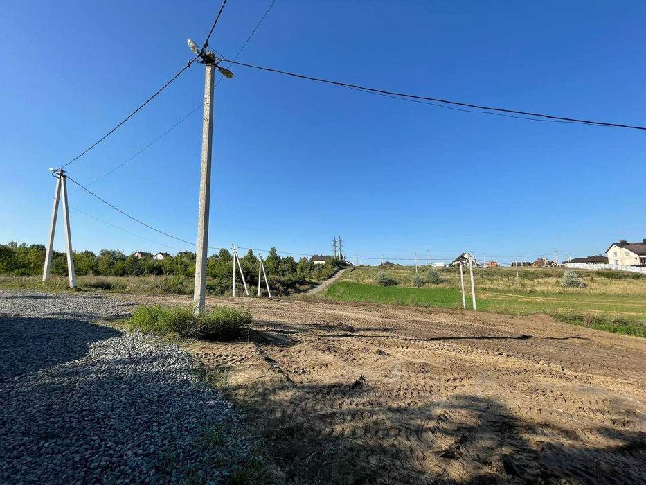 Продаж земельної ділянки в Ружичному