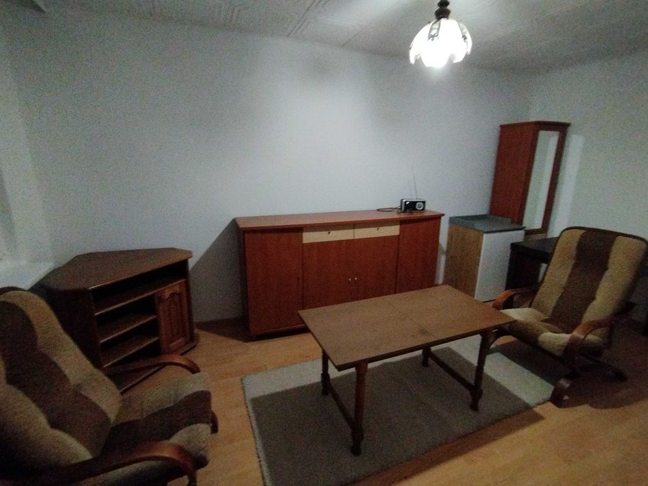Wynajmę 2-pokojowe mieszkanie w centrum miasta.