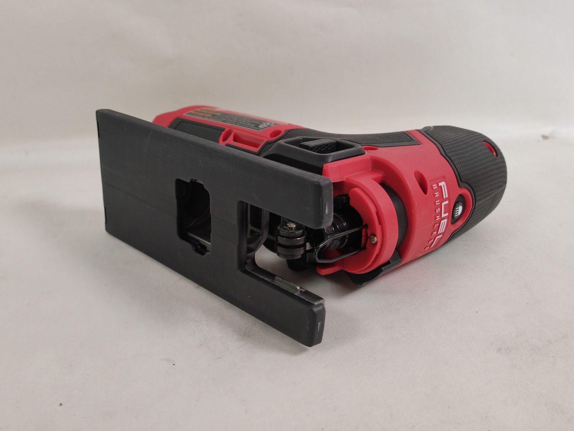Оригінальний безщітковий лобзик Milwaukee M12 FUEL 2545-20 пила