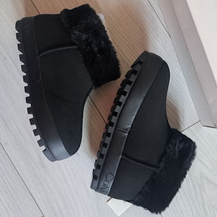 Уггі, чоботи,  напівчоботи Calvin Klein, 37 розмір.