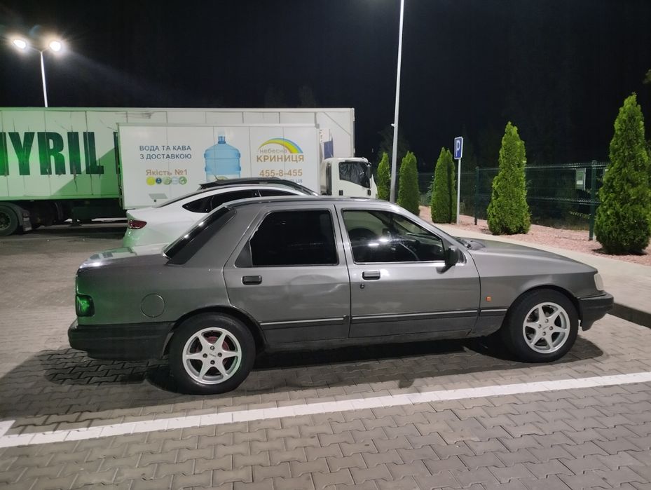 Ford Sierra 2.0 DOHC 1992 ГАЗ/БЕНЗИН