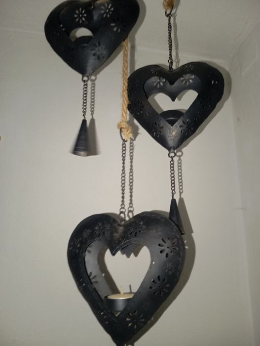 Porta velas em metal efeito coração