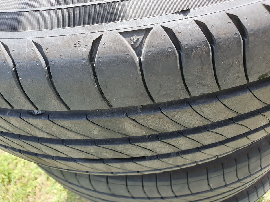 Sprzedam opony letnie Michelin 216/65/17 23r