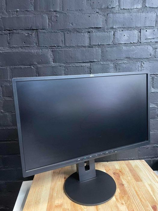 Fujitsu 24 дюйми B24 8 TS Pro для роботи є кількість