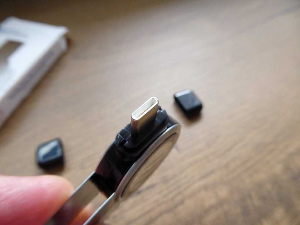 Bezprzewodowa ladowarka indukcyjna do smart watcha - USB A / USB C