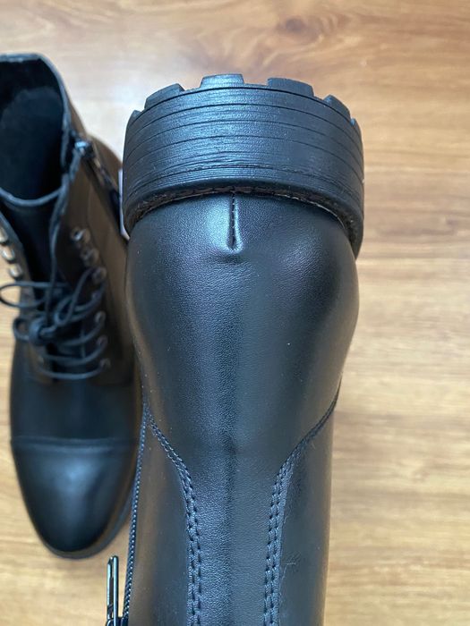 Чоловічі взуття Zara