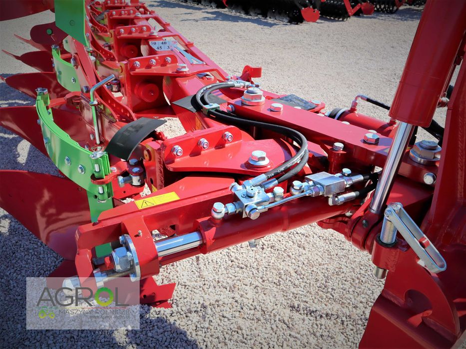 Pług obrotowy KOJA 5 skib Vario