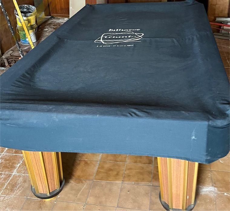 Mesa de bilhar usada