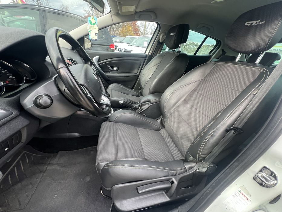 Свіжо пригнаний , машина варта вашої уваги