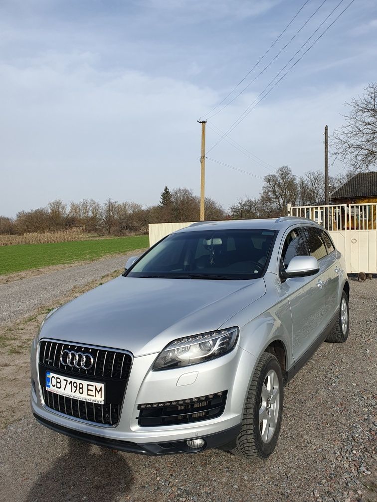 Продам AUDI Q 7 2009 г/в