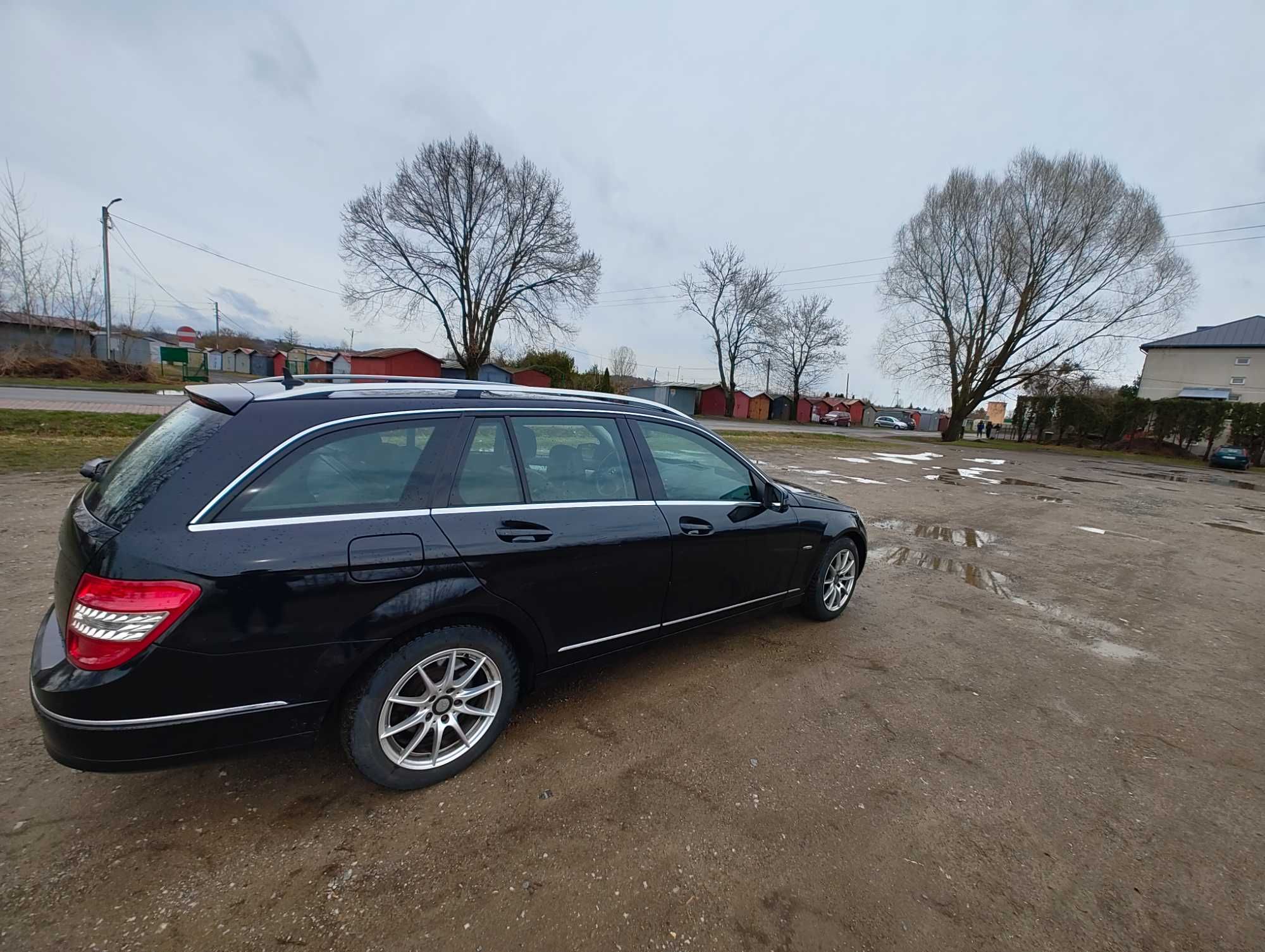 Mercedes-Benz 2010r W204  2,2 CDI 170KM