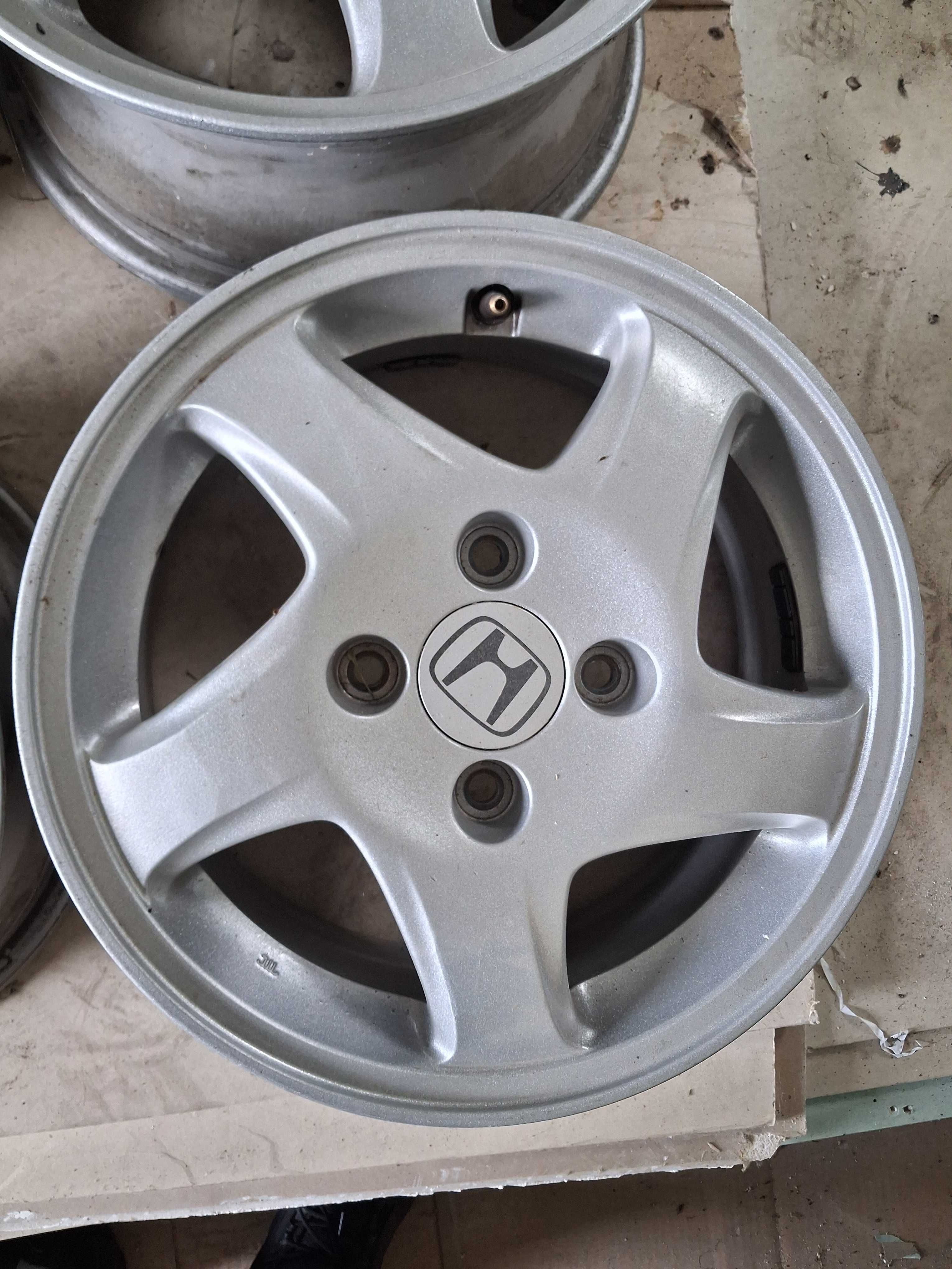 Felgi Honda Prelude V 15x6,5 Enkei 4x114,3 Komplet