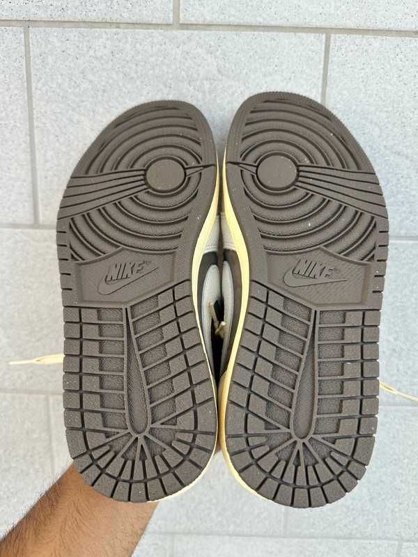 Jordan 1 Retro Low OG SP Travis Scott Reverse Mocha R.40