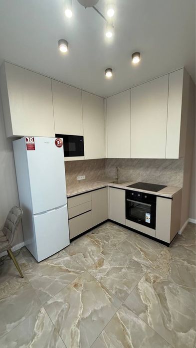 Краснова, 66 Жемчужина, новая и стильная 1к!