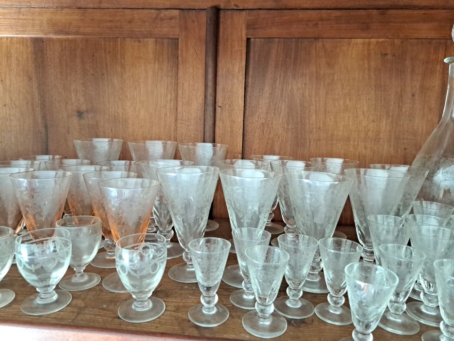 2 Serviços de copos antigos