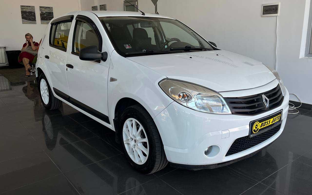Renault Sandero 2011