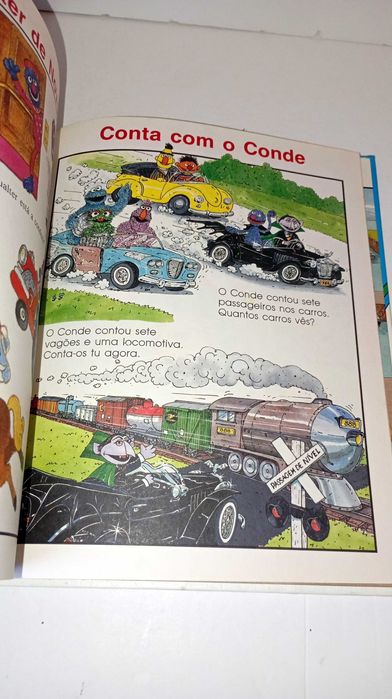 Carros, Camionetas, barcos, Bicicletas - Rua Sésamo