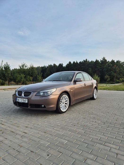 BMW Seria 5 BMW E60 545I