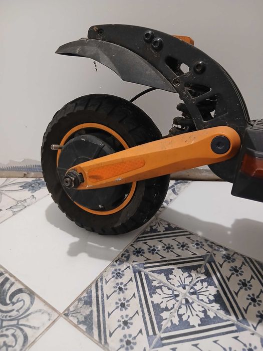 Срочно продам электросамокат Kugoo Kirin G2 Pro. в отличном состоянии