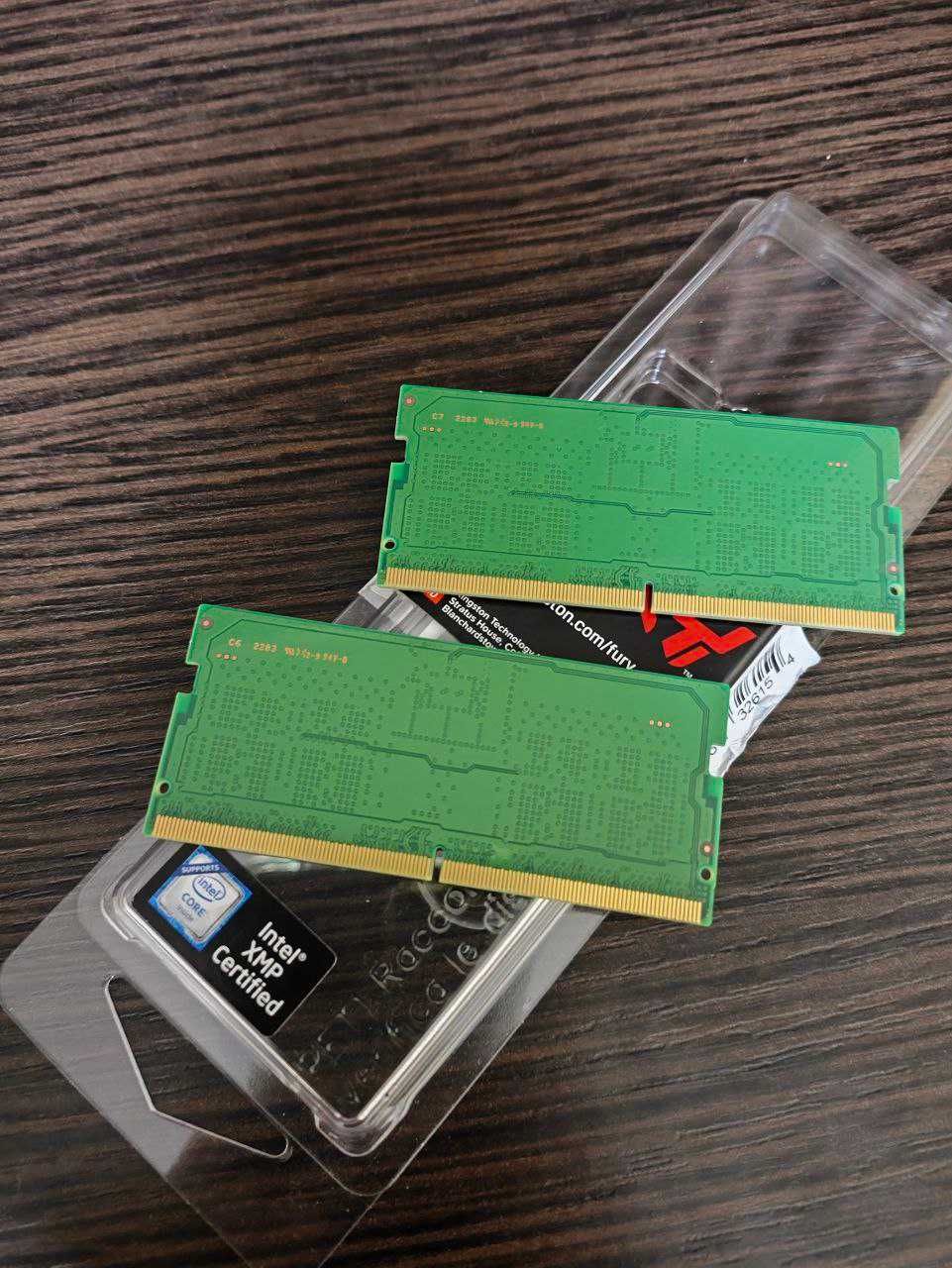Оперативна пам'ять для ноутбука 16 гб. DDR5 Samsung 2x8gb 4800 mHz