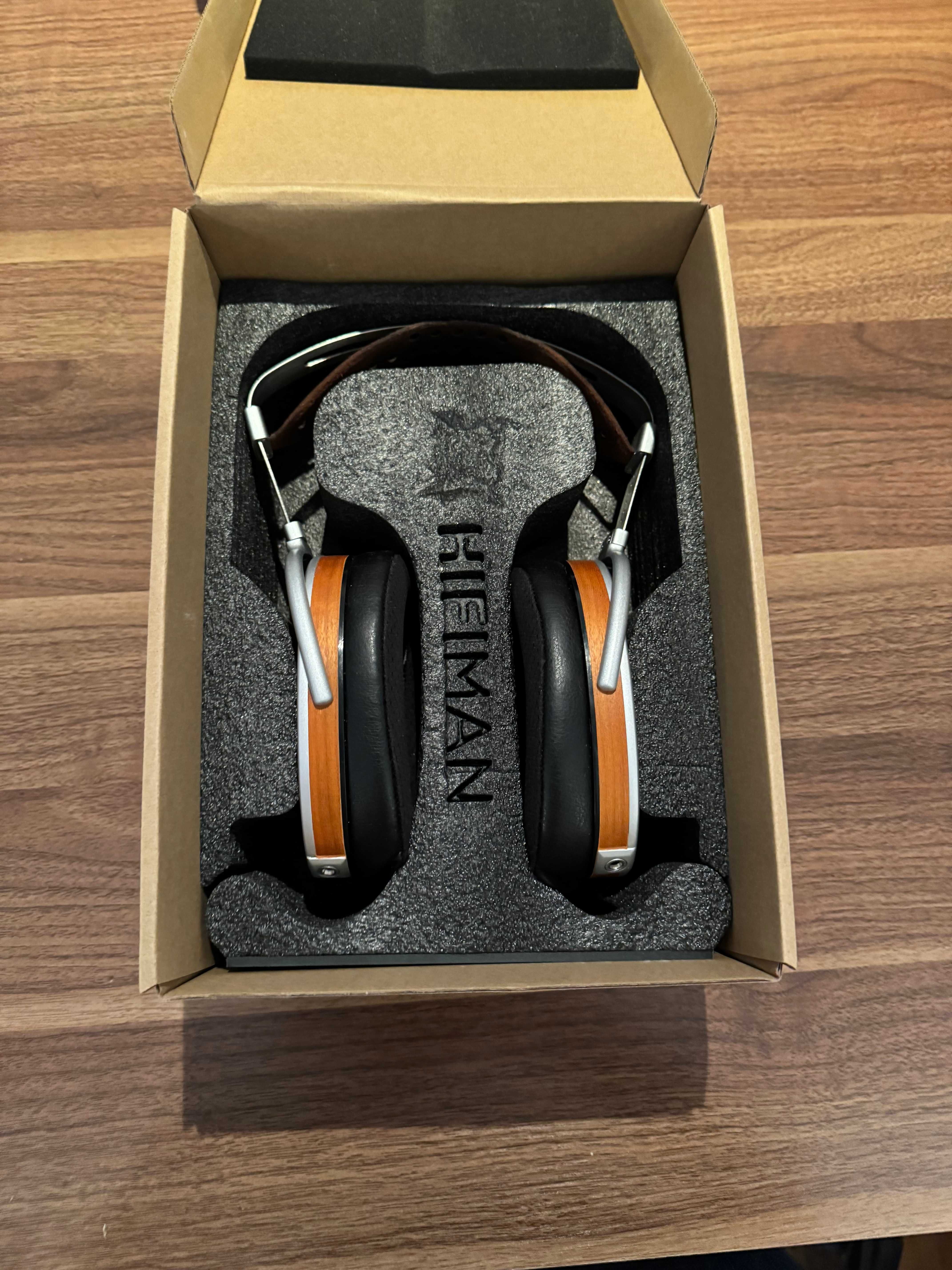 Auscultadores HiFiMan HE1000 Stealth