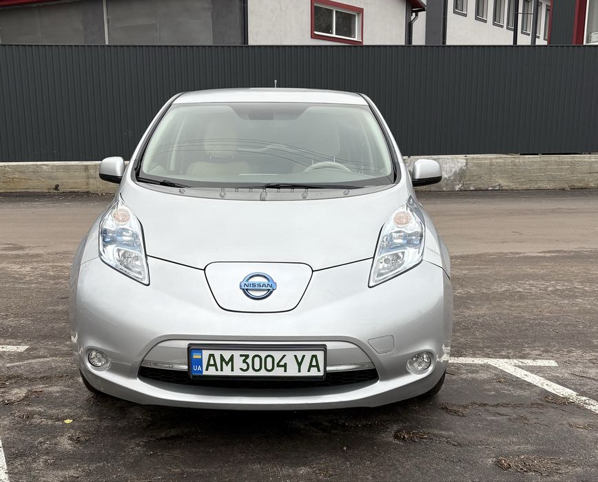 Продам Nissan Leaf 24kw