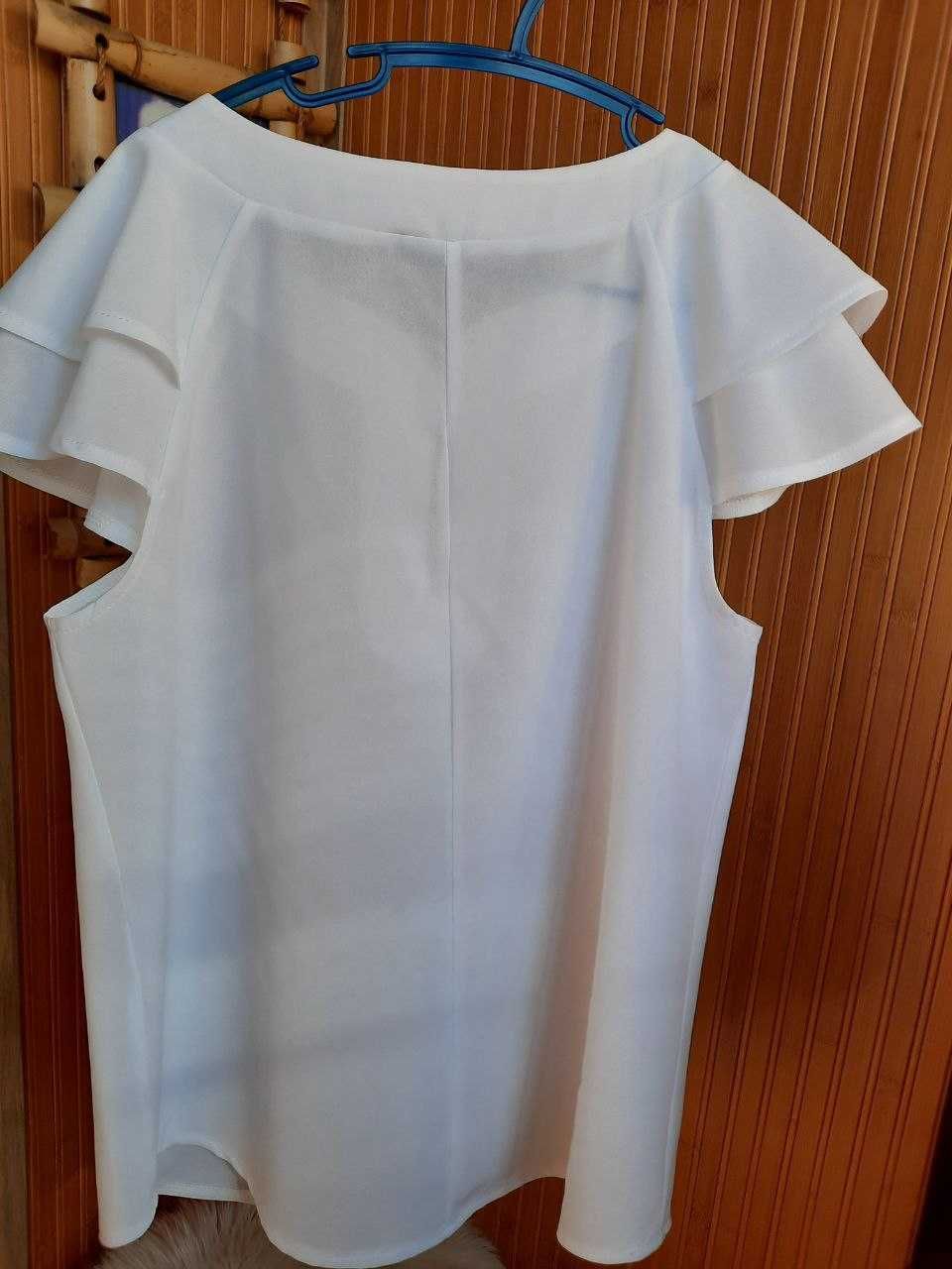 Продам белую блузку 44-46 размера