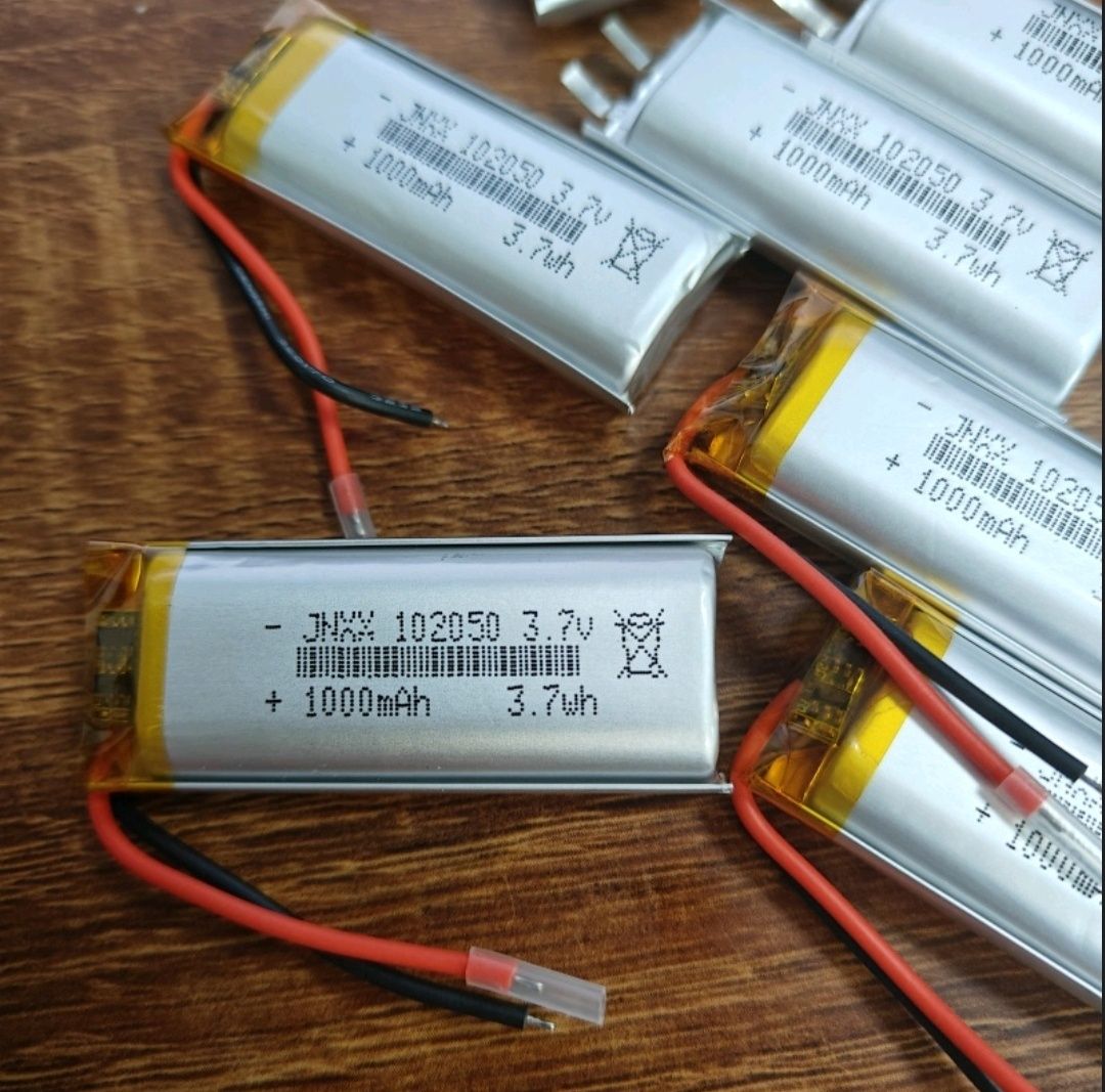 Акумулятор Полімерна літієва батарея 1000 mAh Li-pol