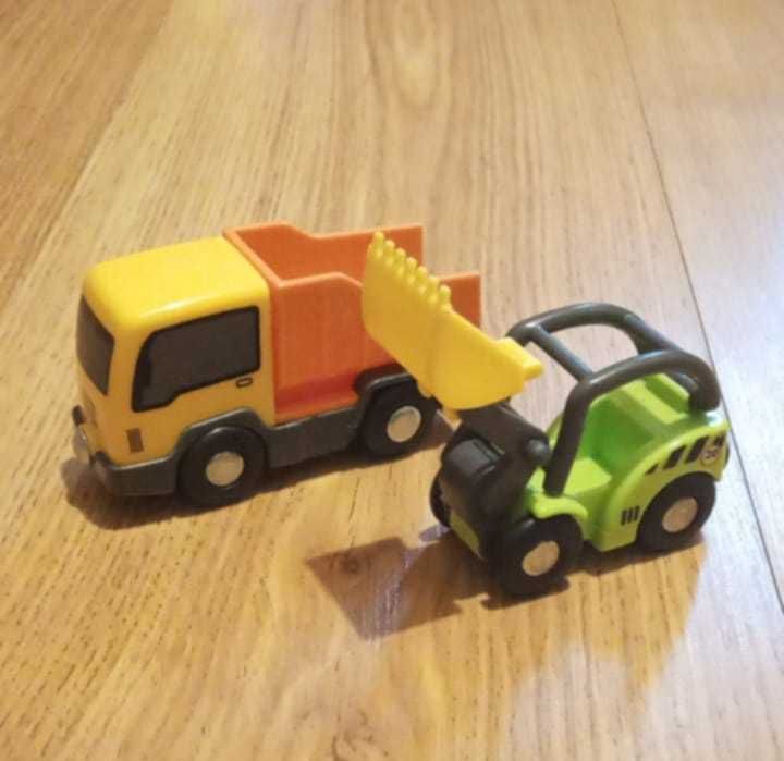 Koparka i wywrotka z magnesem