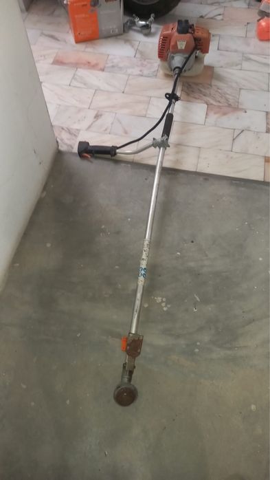 Vendo Corta Relva Kawasaki preço negociavel!