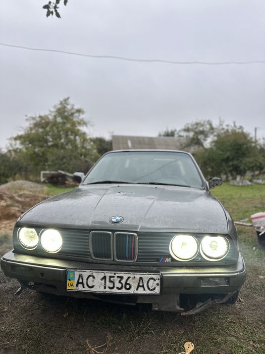 Продам Bmw e30 m40b18 на ходу